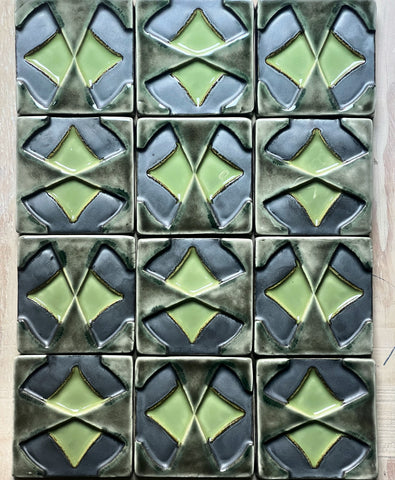 Symmetry Tile